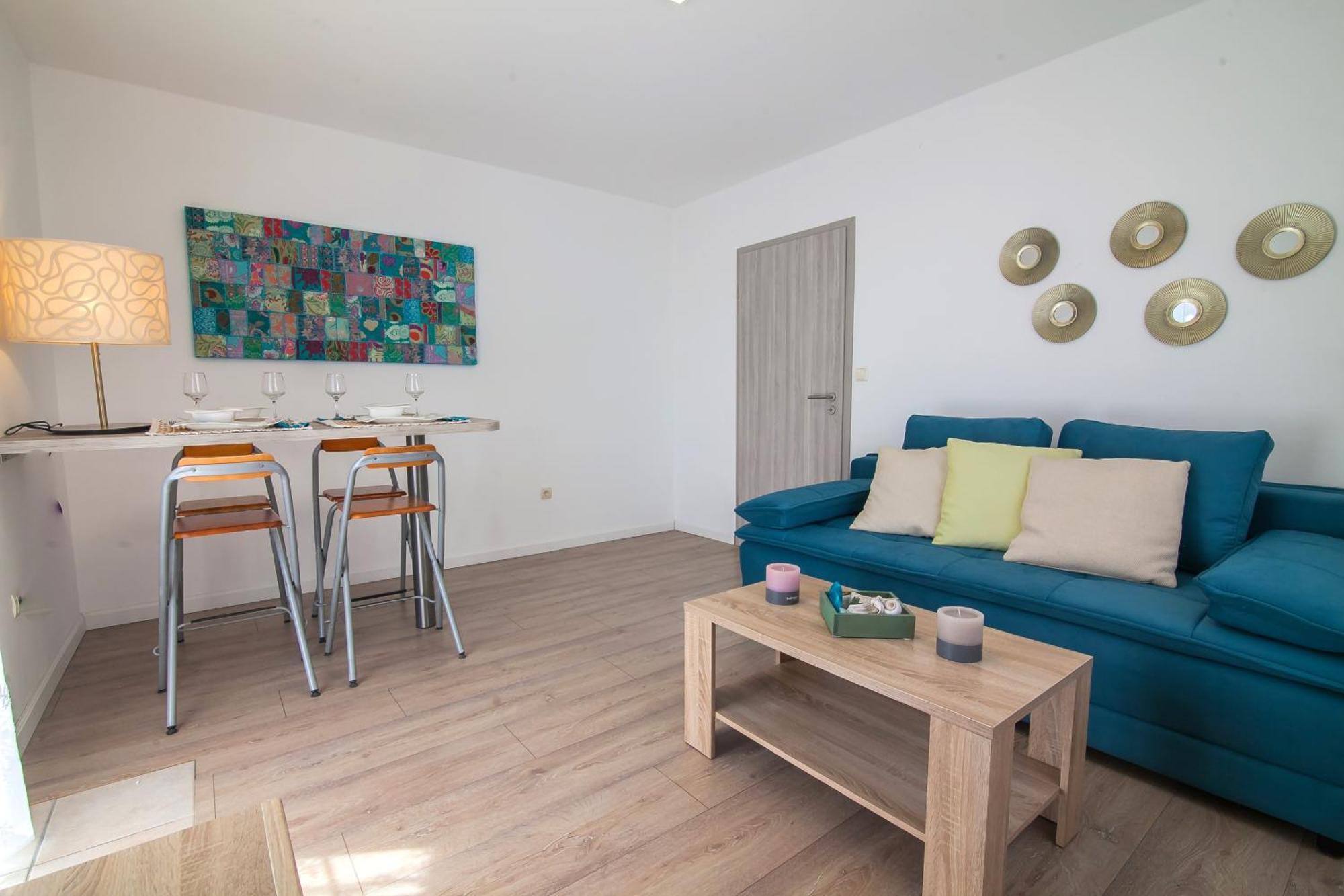 Helvetia Sunny Apartments Bol Exteriér fotografie